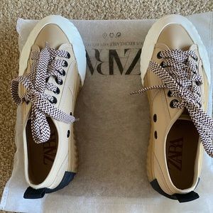 Zara sneakers brand new